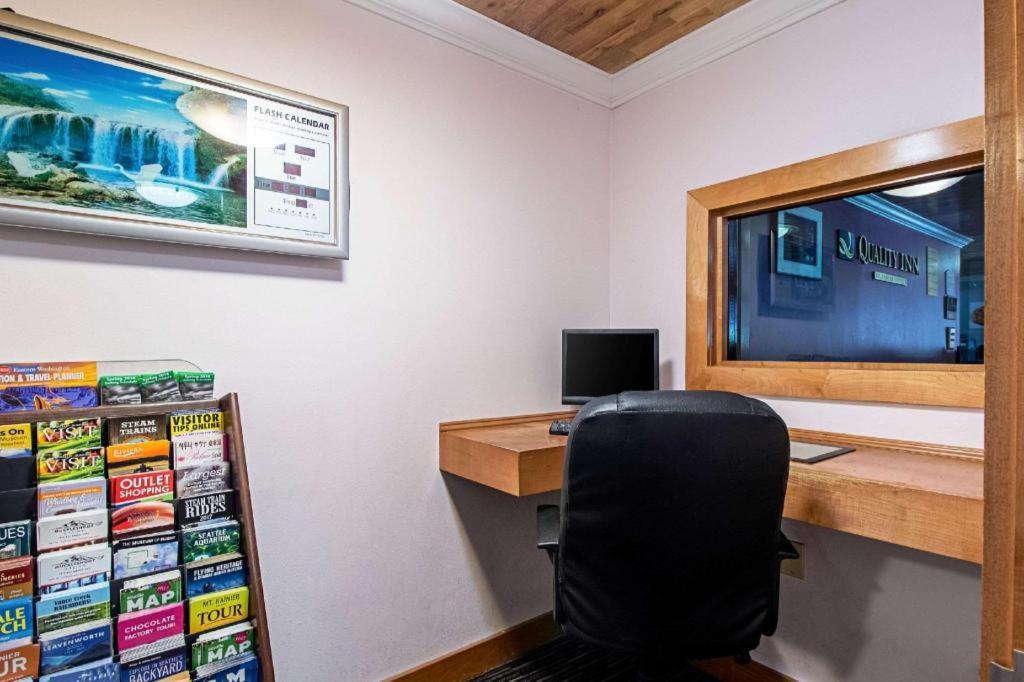 Quality Inn Olympia Near State Capital Экстерьер фото