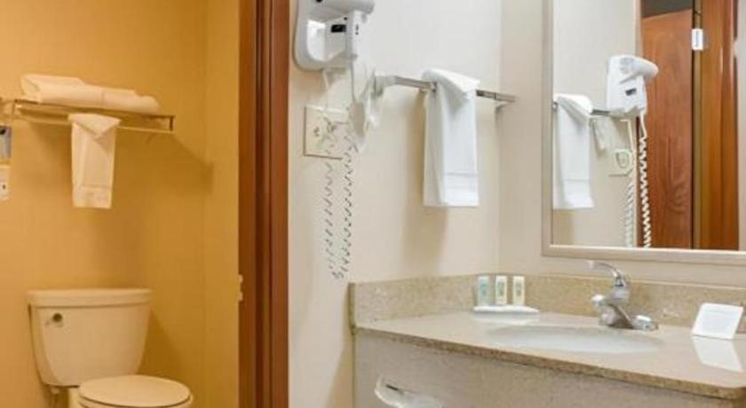 Quality Inn Olympia Near State Capital Экстерьер фото